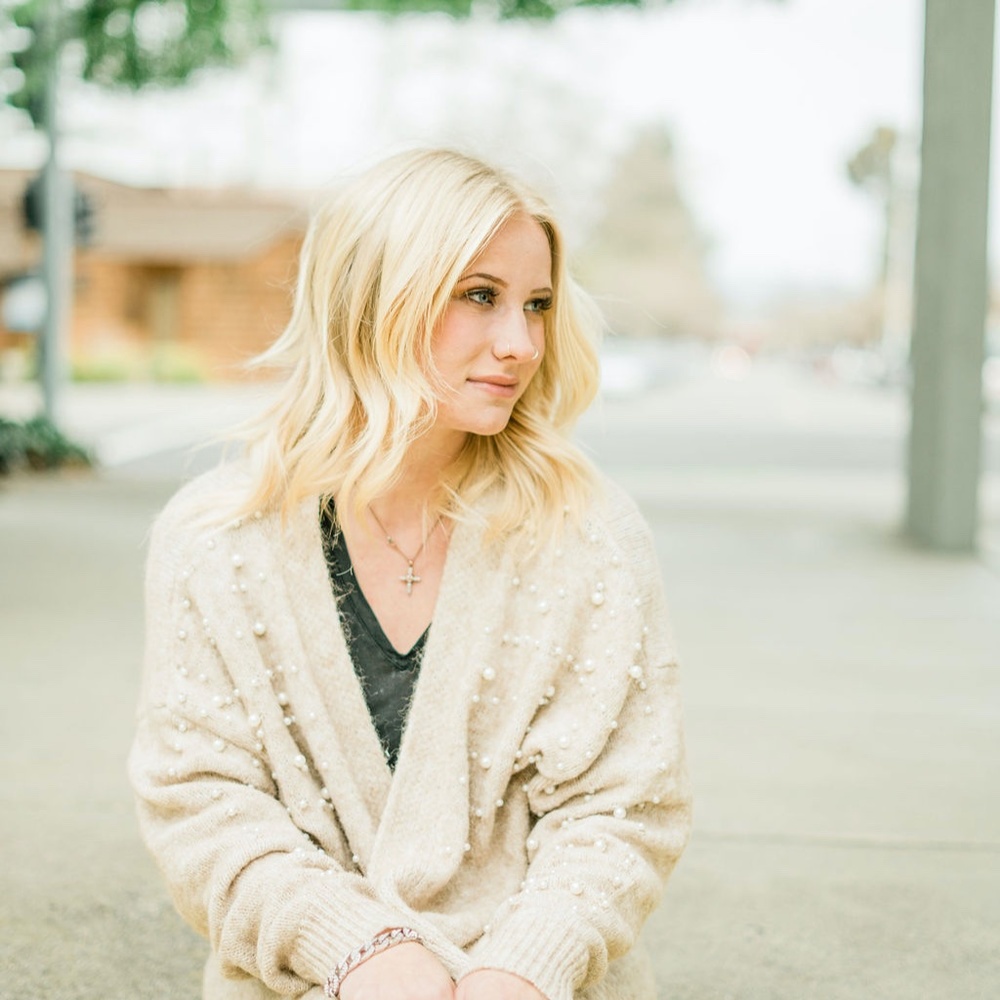 Pearl Cream Cardigan - Picture 10 of 14